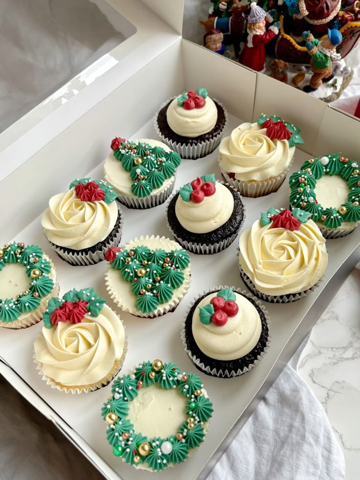 Custom Themed Cupcakes
